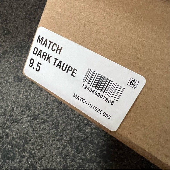 NWT Steve Madden March sneakers 9.5 tan - Picture 9 of 9